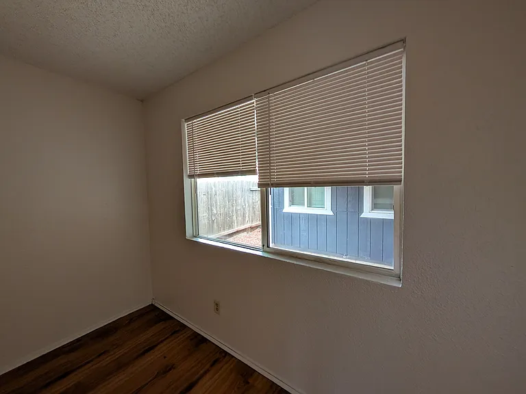 9227 Kelley Dr — Photo 9