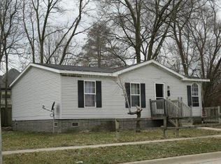 719 Elm St, Waterloo, IA 50703