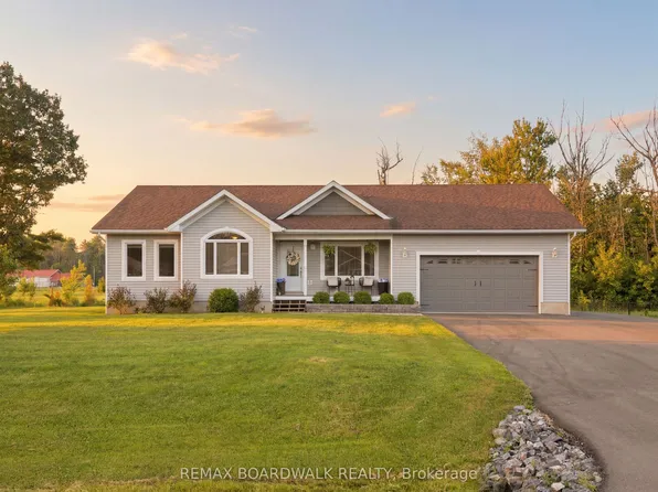 17 Albert St, Edwardsburgh/cardinal, ON K0E 1T1
