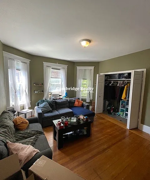 4 Litchfield St #2T — Photo 8