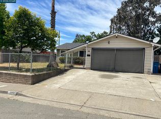 827 Falcon Dr, Vallejo, CA 94589