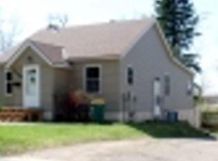 1028 Miller Ave, Windom, MN 56101