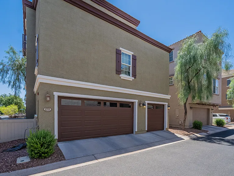 2773 S Bahama Dr — Photo 20