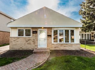 3504 Dora St, Franklin Park, IL