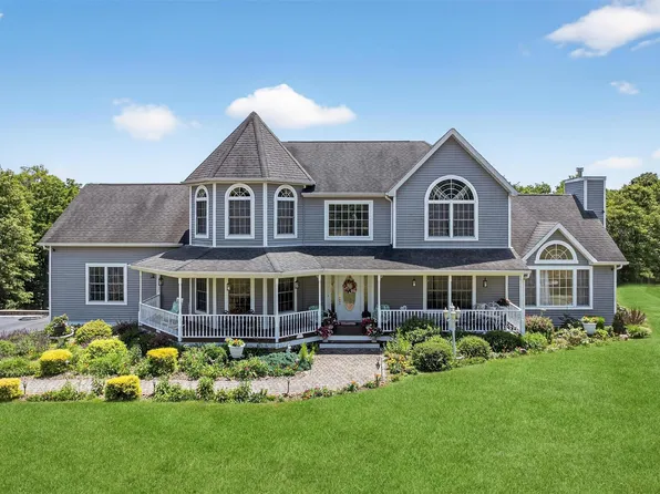 40 Rapelje Road, Walden, NY 12586