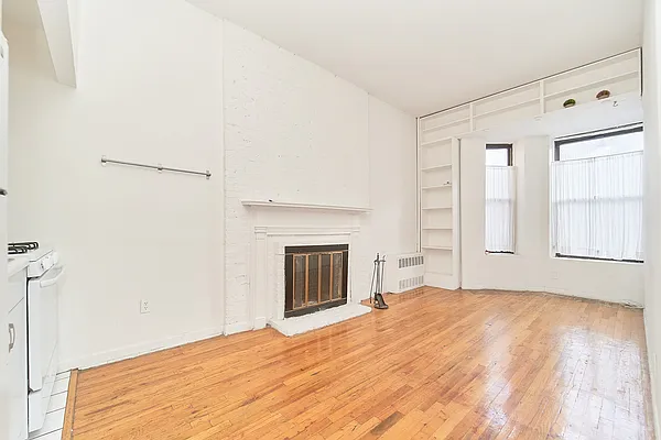 Rented by Living New York | media 2