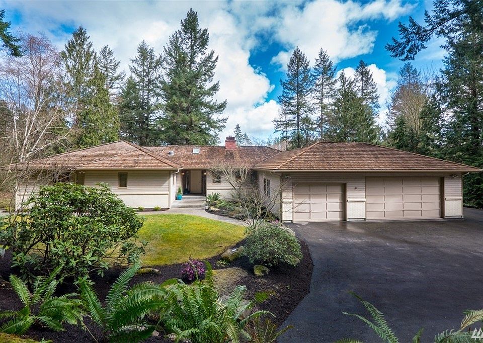1st image of 6332 NE Mitchell Ln