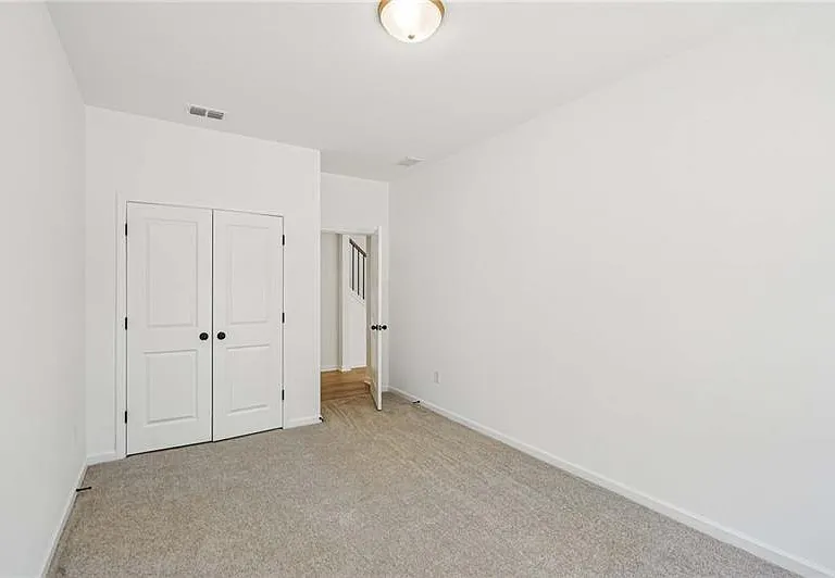 240 Silverleaf Trl — Photo 18