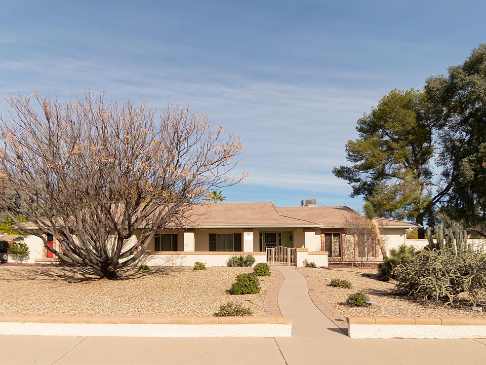 1st image of 6404 W Larkspur Dr