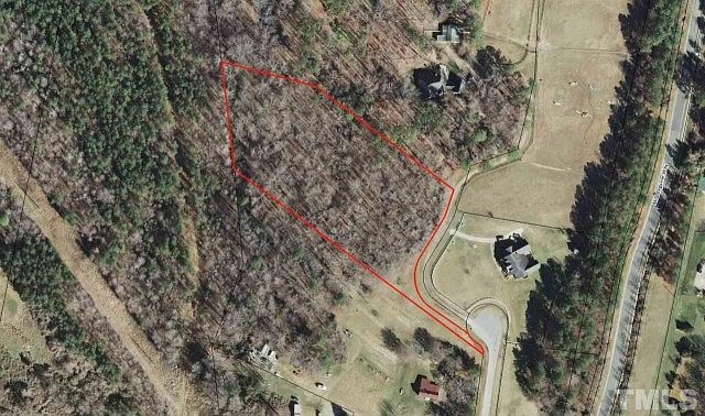 2nd image of 111 Shenandoah Farm Rd
