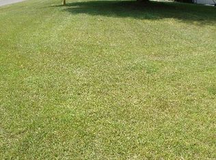 301 Hillside Ct, Kingsland, GA 31548