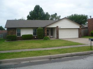 8208 N 122nd East Ave, Owasso, OK 74055