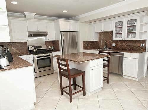 2nd image of 2570 Westwood Blvd