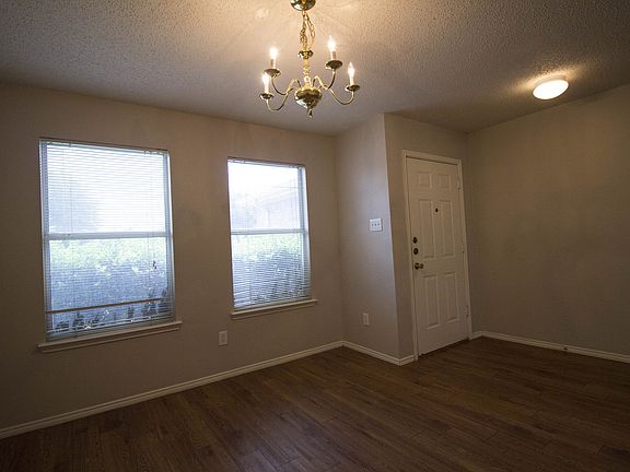 2nd image of 2321 Southway