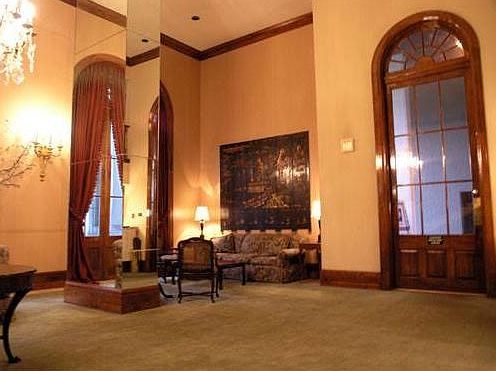 3rd image of 1750 St Charles Ave APT 614