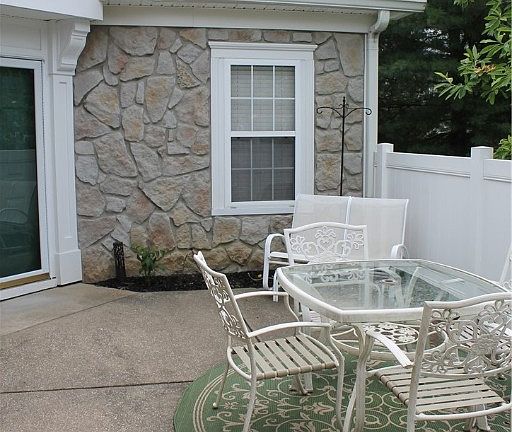 3rd image of 8226 Cyrus Ln