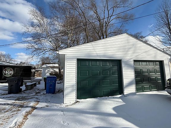 2nd image of 210 Federal St