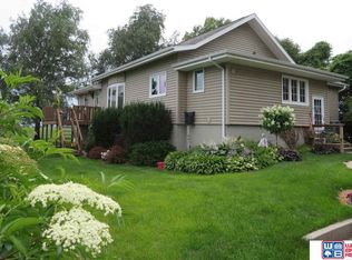 56725 S 350th Ave, Silver Creek, NE 68663