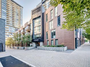 619 E Confluence Way SE #423, Calgary, AB T2G 1C1