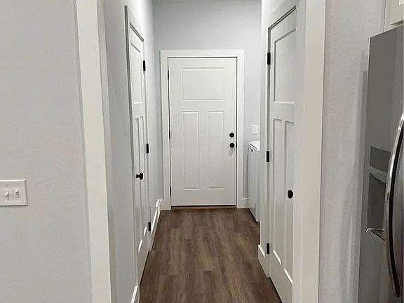 5th image of 409 Magnolia Rdg