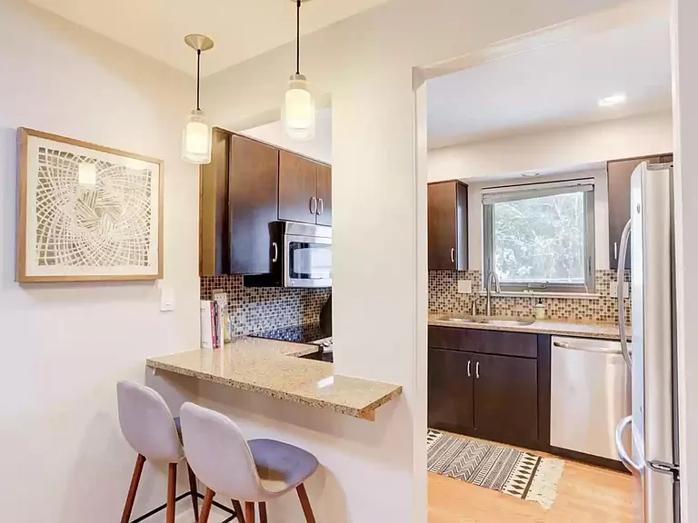 551 Detroit St — Photo 11