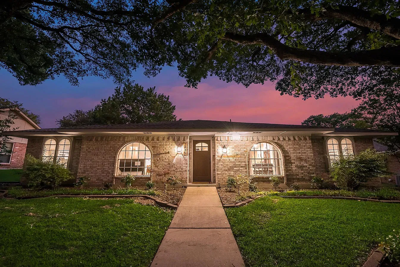 5 bed, 2632 sqft, $5,750 — Photo 3