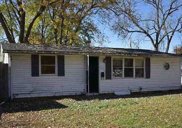1st image of 2625 S Villa Dr