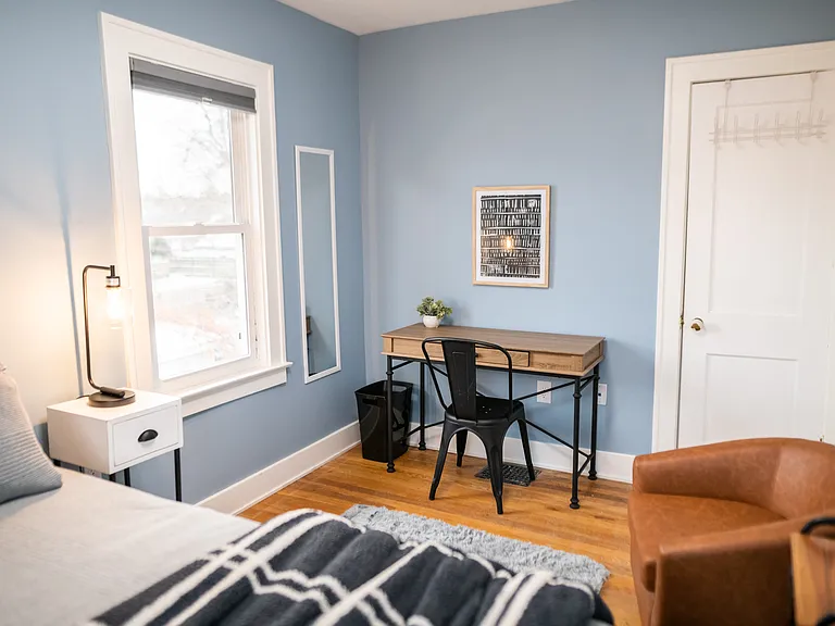 2116 Lafayette Ave NE — Photo 24