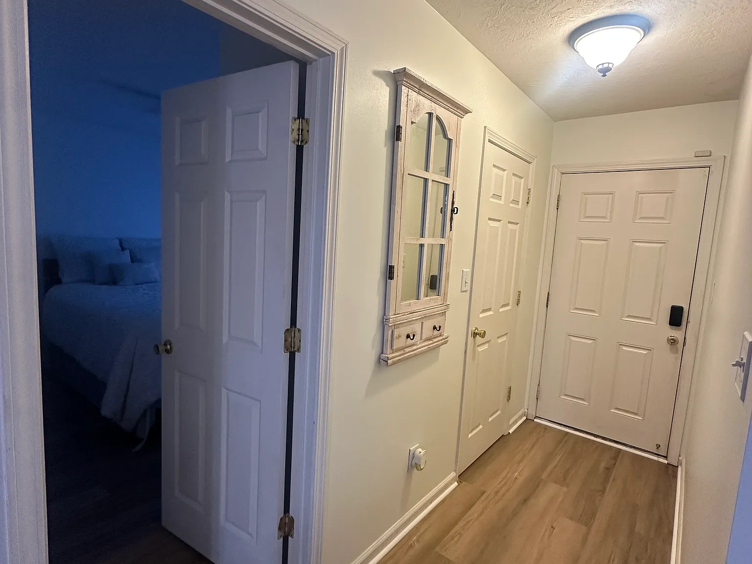 2 bed, 1092 sqft, $1,600 — Photo 3