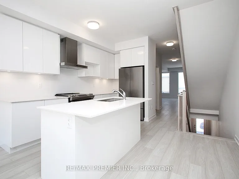 73 Akil Thomas Gdns — Photo 28