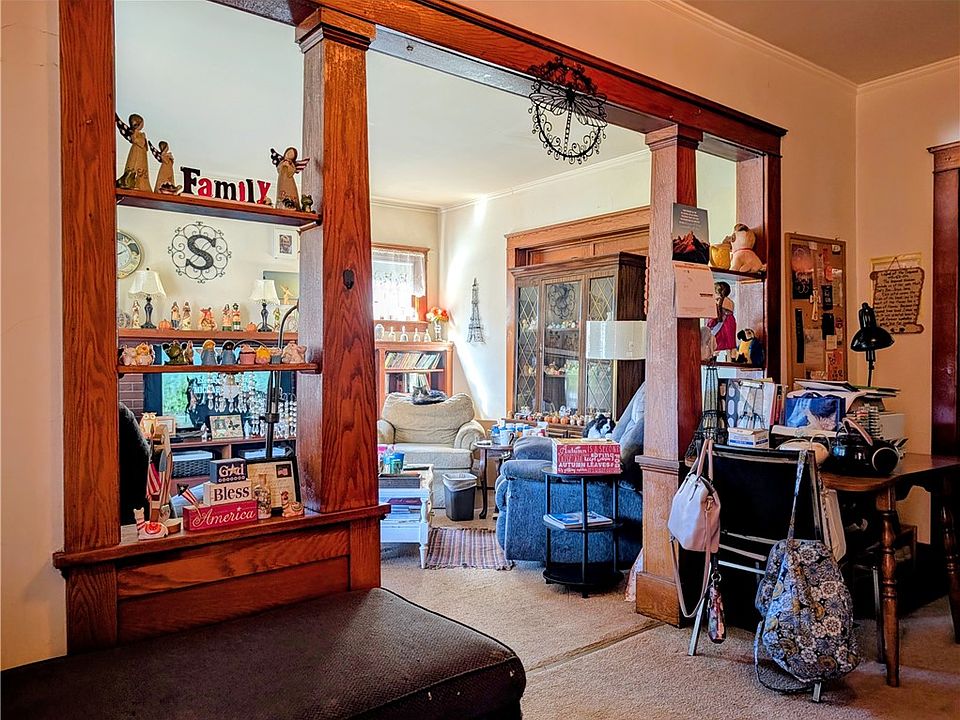 4th image of 308 Mount Zoar St