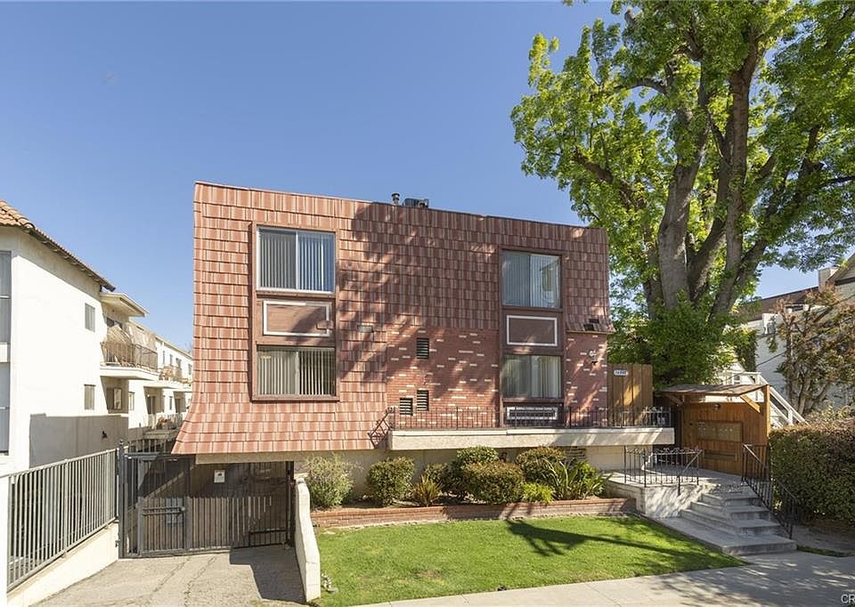 1st image of 14947 Dickens St APT 1
