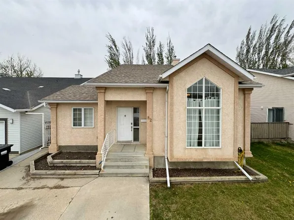 82 NE Harvard Cres W, Lethbridge, AB T1K 6R4