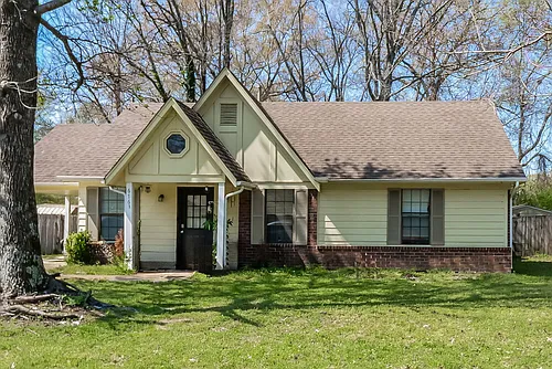 6763 Ashland Dr Photo 1