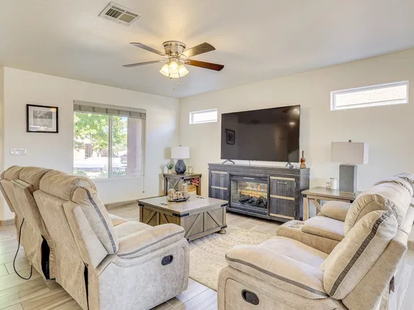 1432 Tingley Dr, Las Cruces, NM 88007