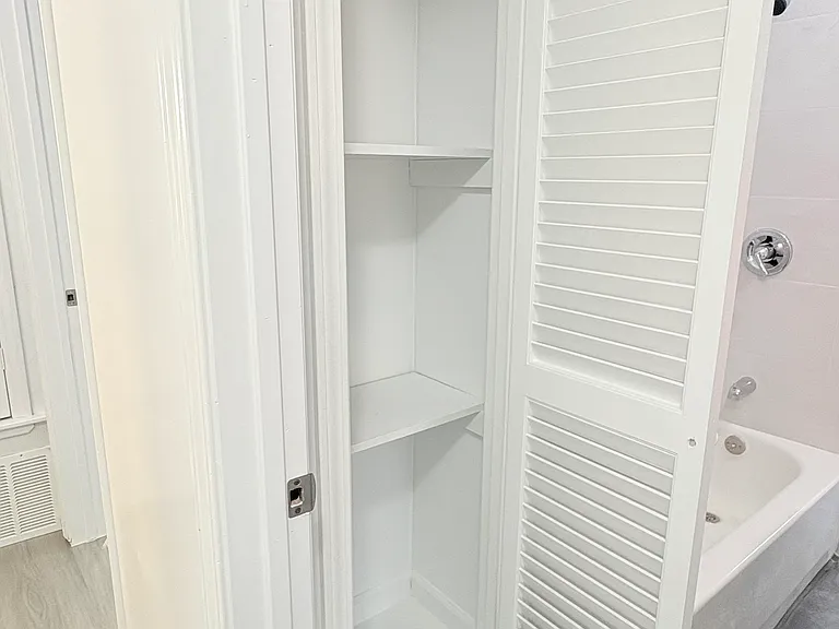 474 Washington Ave #2 — Photo 10
