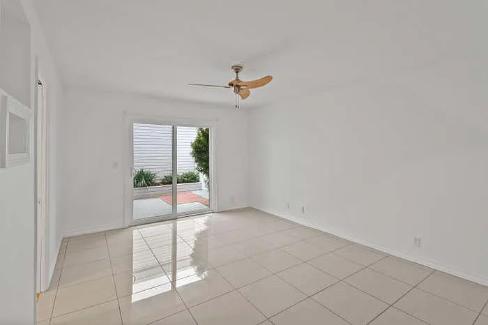 2518 S Sierra Madre — Photo 14