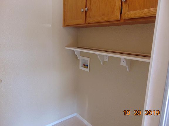5th image of 29297 Calgary Ct