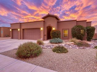 6067 Atlas St, Las Cruces, NM 88012