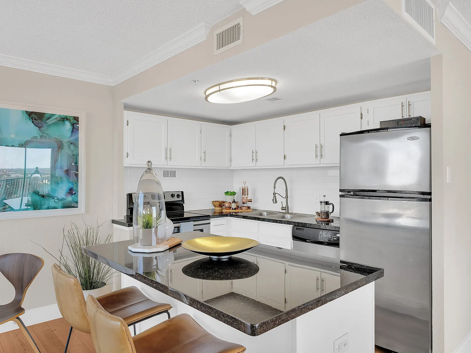 Houston House — Photo 3