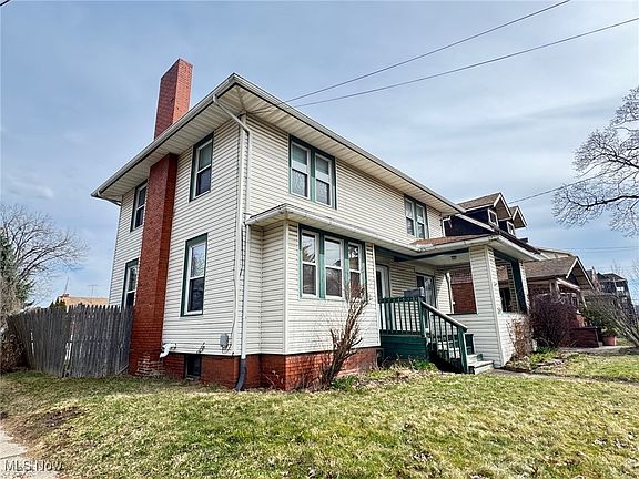 4th image of 799 E Buchtel Ave