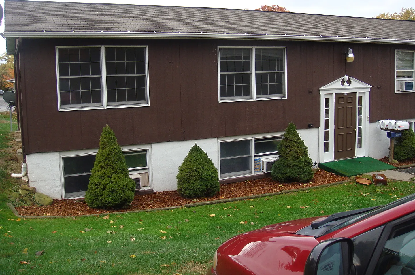 4008-BLD — Photo 1