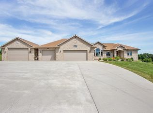 1920 Hillside Dr, Reedsville, WI 54230