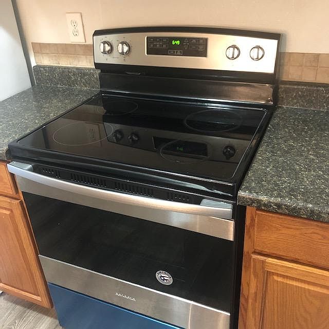 1st image of 12520 NE 145th St APT E38