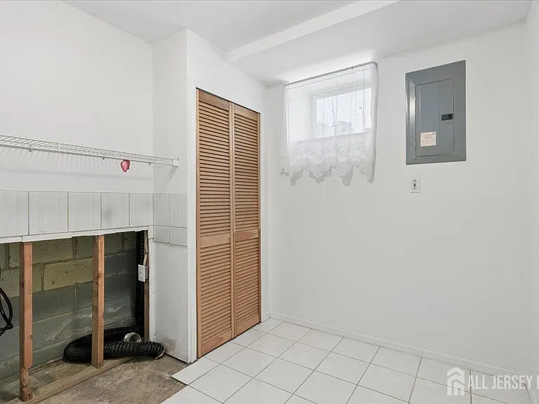 155 Emerson St #155 — Photo 17