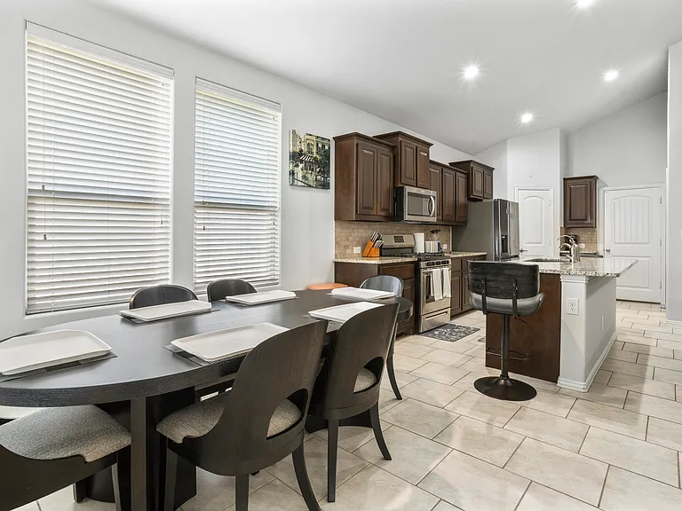 2313 Ridgeway Rd — Photo 25