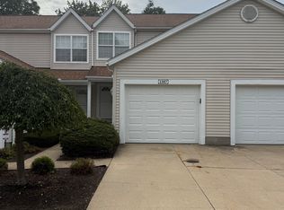 1387 Meadow Run, Akron, OH 44321