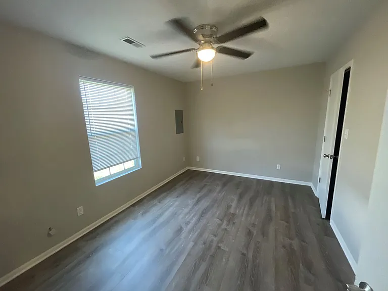 1421 Risen Star Ct — Photo 11