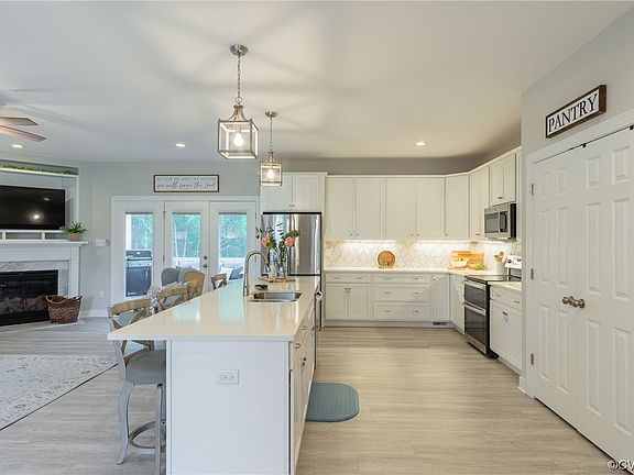 4th image of 15255 Walnut Acres Ln
