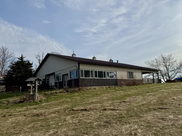 14670 Meyers Rd, Mount Carroll, IL 61053
